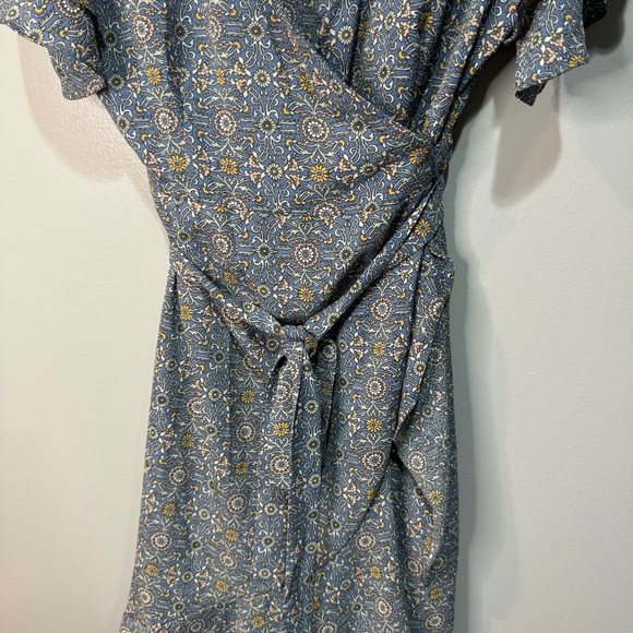 Max Studio Blue Floral Midi Wrap Tie Dress NWT - Picture 8 of 16